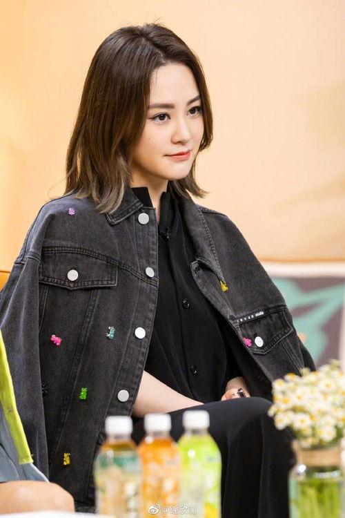 娱乐吃瓜女明星背景,那些背景神秘的吃瓜女明星